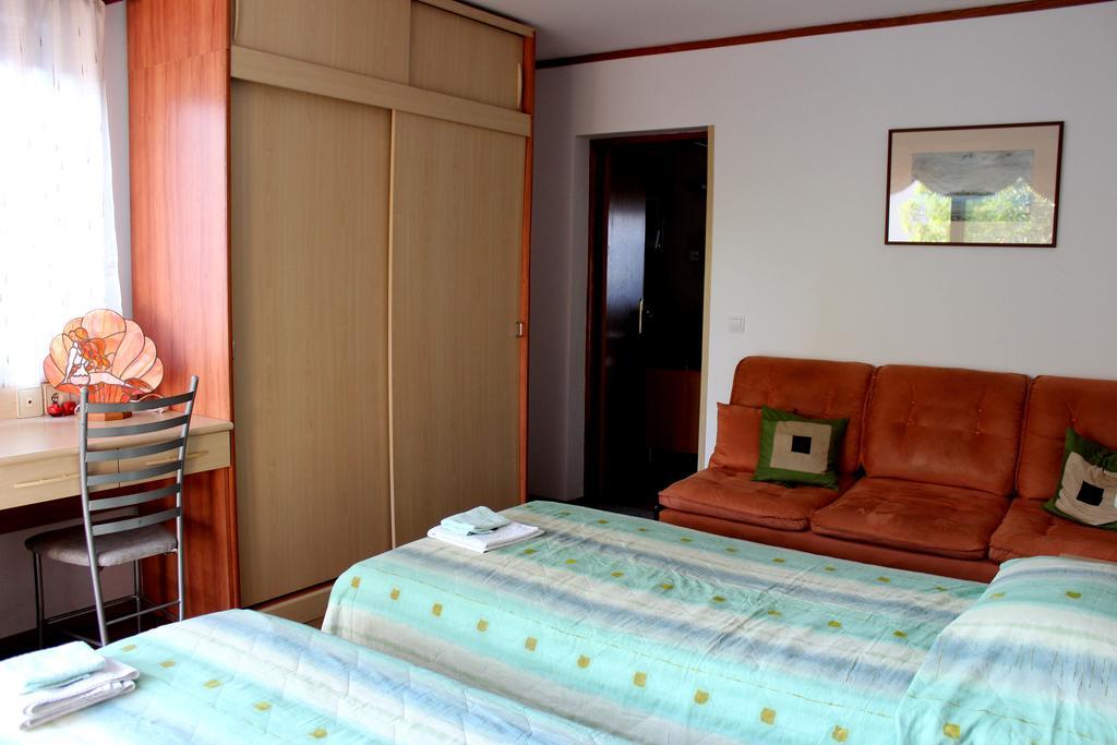 Apartments Cavae Romanae Medulin Exterior photo