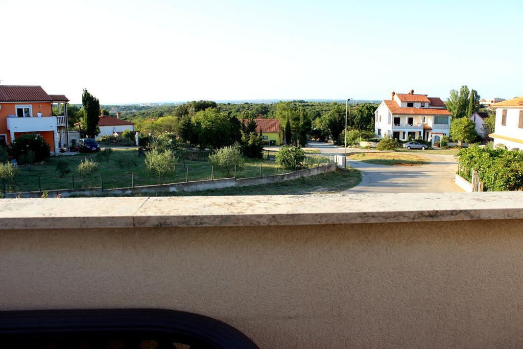 Apartments Cavae Romanae Medulin Exterior photo